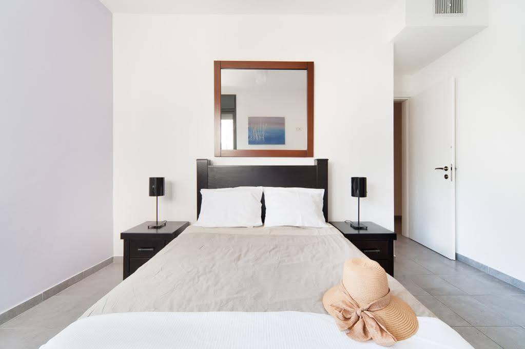 Stunning 2Br Apt W Balcony In City Center By Sea N' Rent Tel Aviv Eksteriør billede